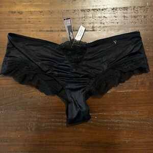 Victoria's Secret Satin Black Lace Cheeky Panties 🖤